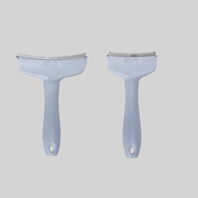 Pet Hair Comb with Curved Blade
